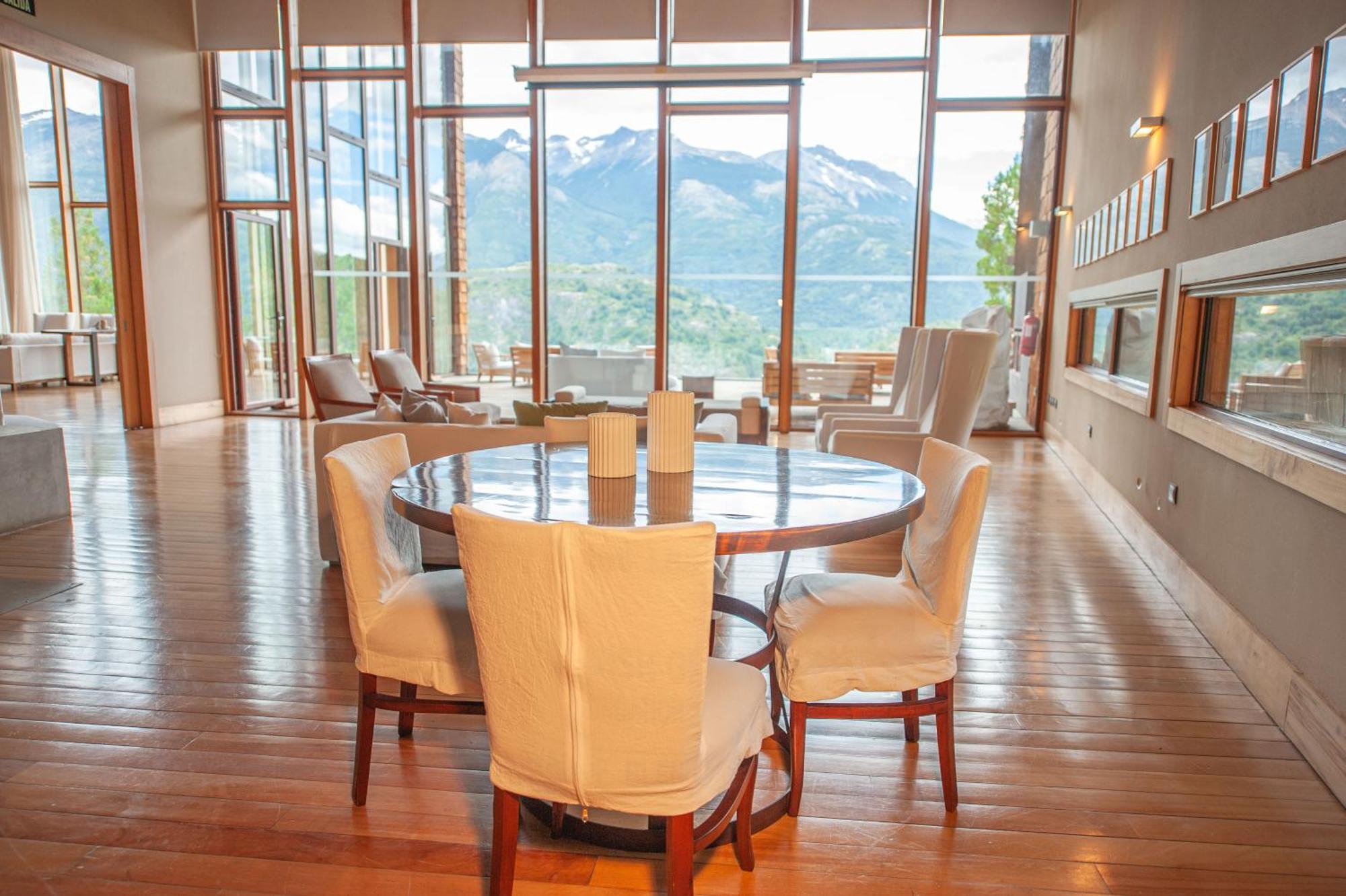Uman Lodge Patagonia Chile Futaleufú Eksteriør billede